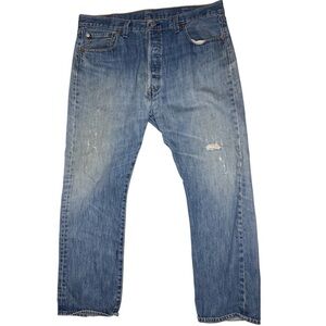 Levi’s 501’s Distressed Sz 40x32 (Measures 40x30)